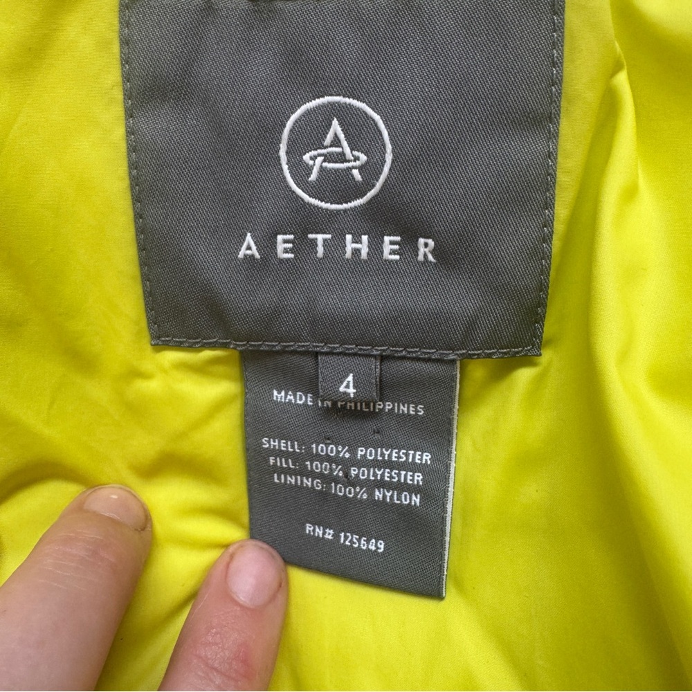 Aether Alta Quilted Jacket Discovery Navy Size Small/4 - Picture 8 of 13